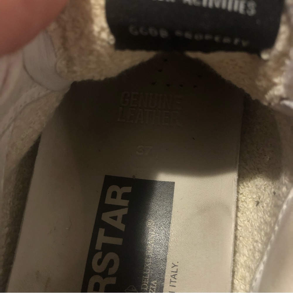Golden Goose superstar cracked leather sneakers, EUC - Picture 9 of 10